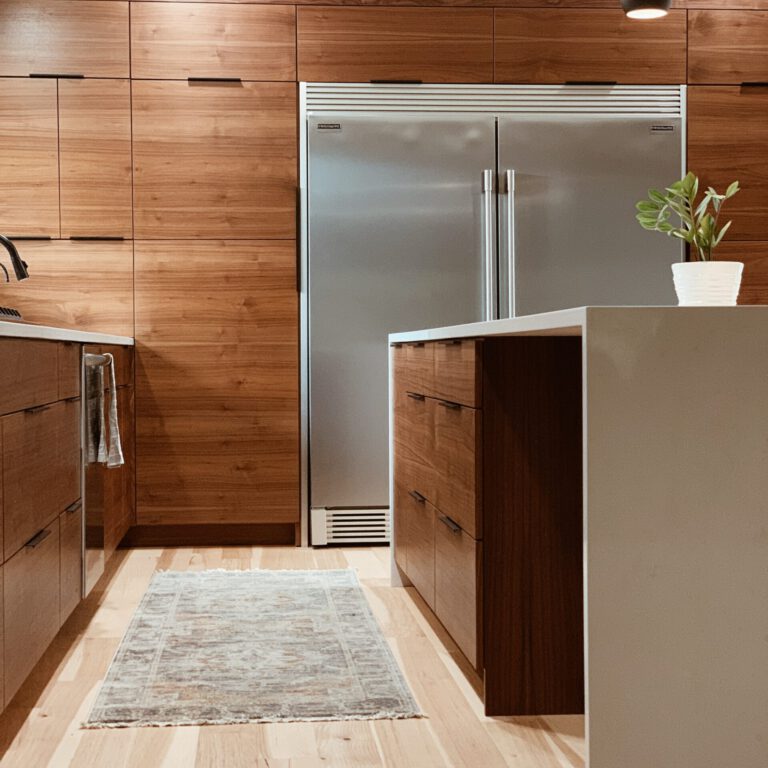 sergei-sushchik-DQpUeNzRj6s-unsplash